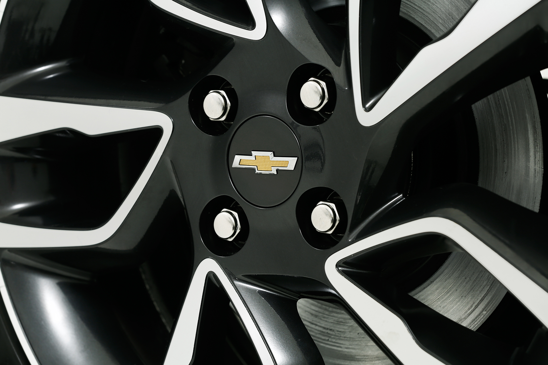 Chevrolet New Beat Alloy Wheel