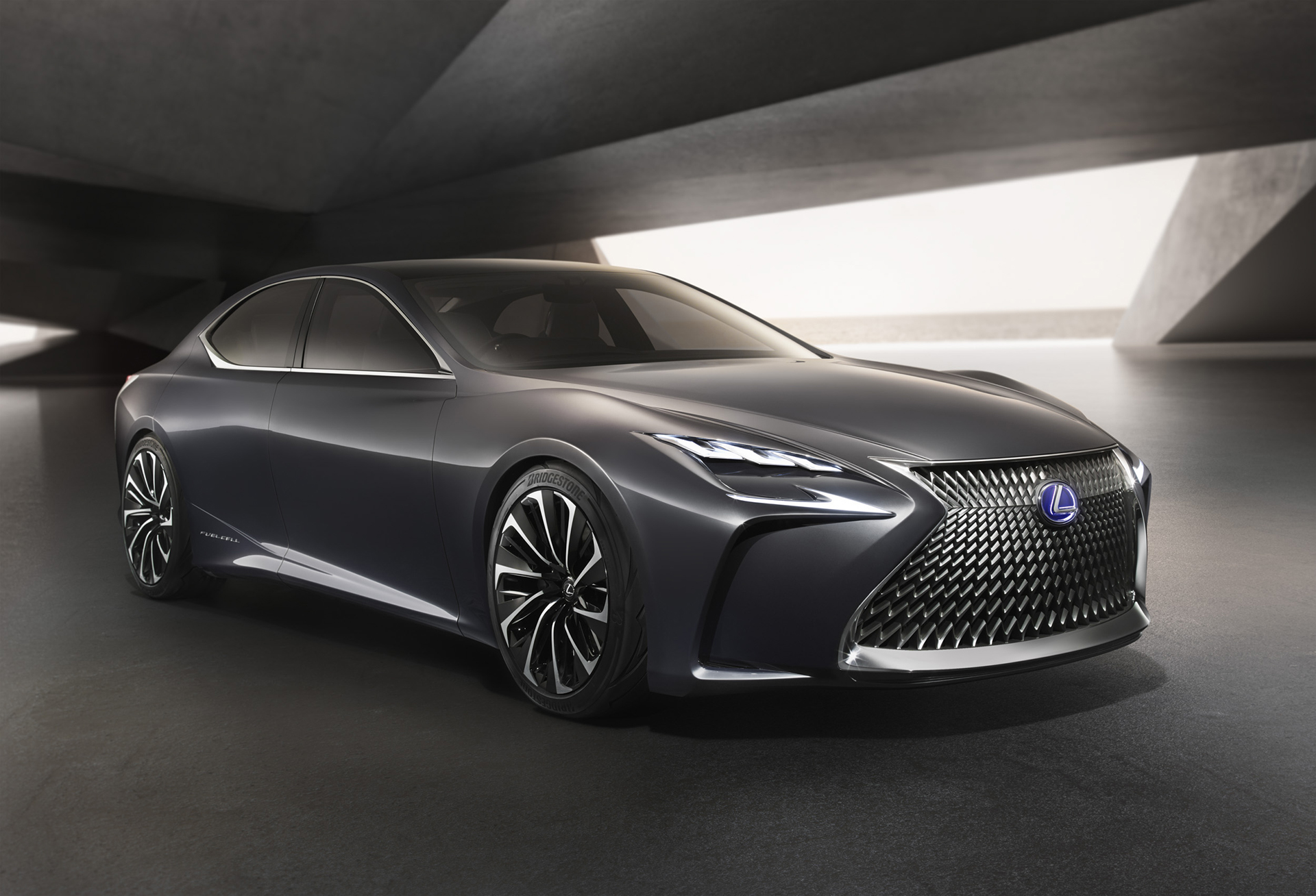 2016 Lexus LF-FC Concept (5)