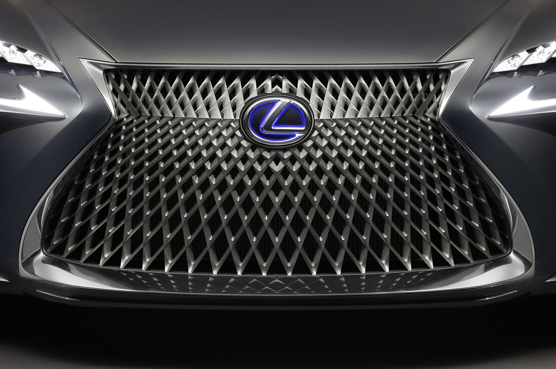 2016 Lexus LF-FC Concept (13)