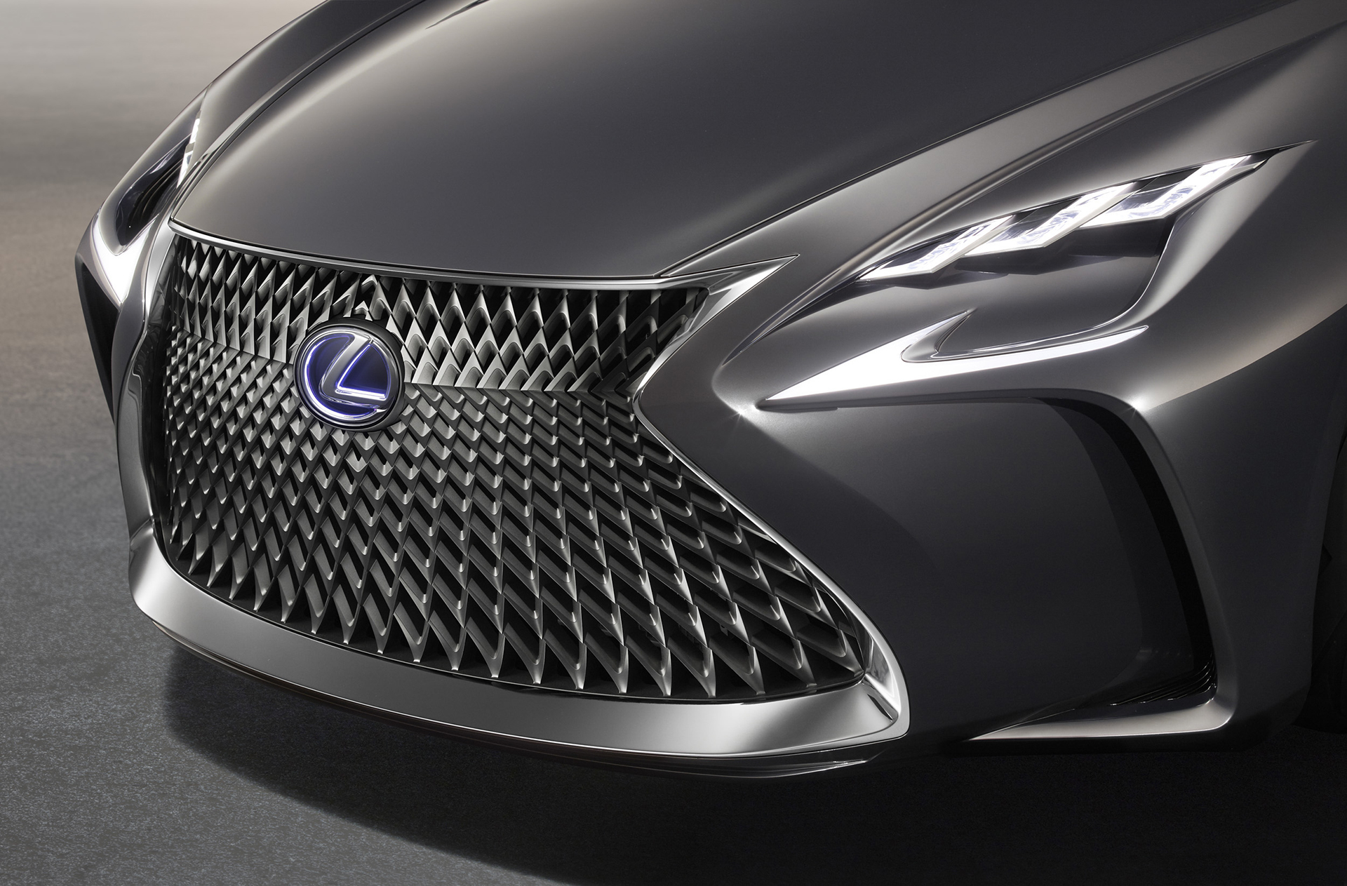 2016 Lexus LF-FC Concept (12)