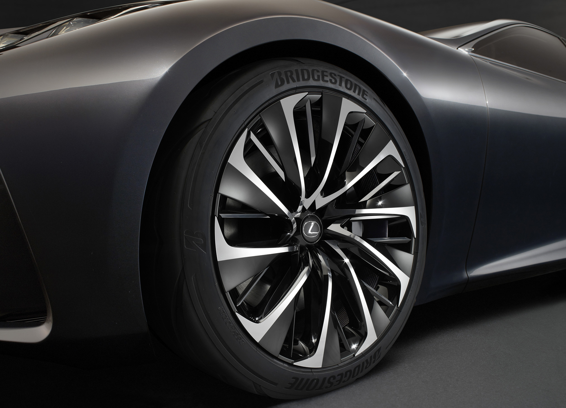 2016 Lexus LF-FC Concept (17)