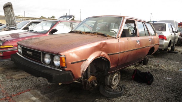 1980 Toyota Corolla Station Wagon | AUTO CARS FANS